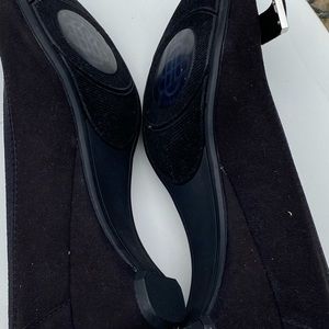 Dana Buchman, 9M, woman small heel, black, dressy